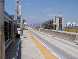 I5 LA Metro Bus Stop.