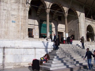 Yeni Mosque, Eminonu, Tourkey.