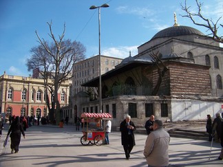 Sultasn's Tomb.