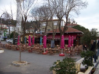 Kanlico Yogurt shop.