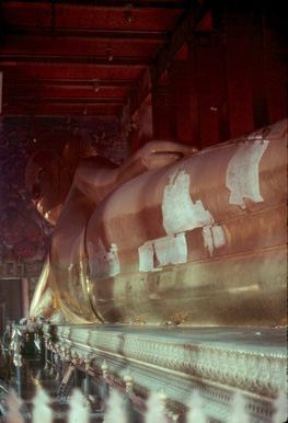 Reclining Buddha.