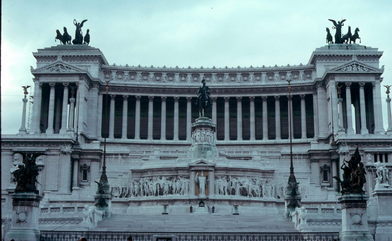 Wedding Cake Monument.